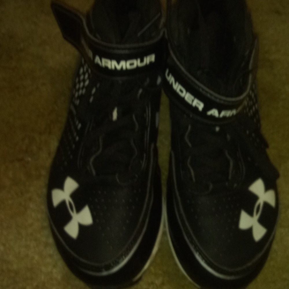 Under armour football cleats